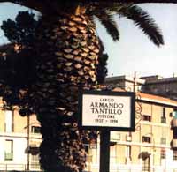Il largo dedicato al pittore siracusano nel quartiere Acradina vicino la chiesa del Bosco Minniti.